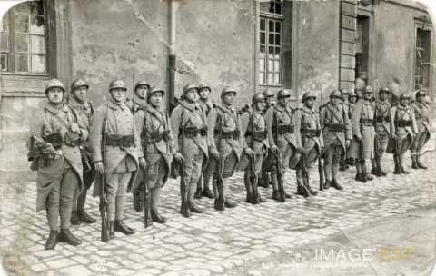 Groupe de soldats français (Nancy)